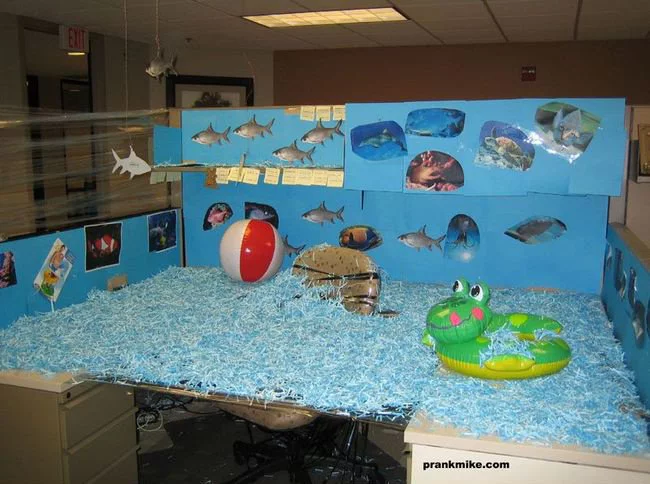 17 Funny Office Pranks and Jokes in One Place